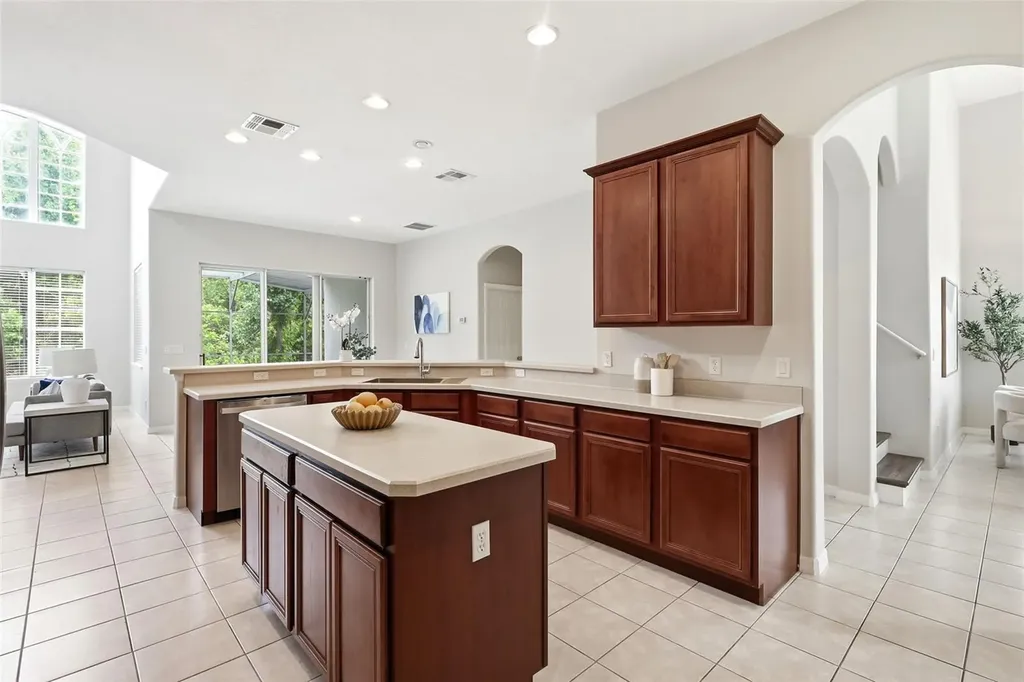 2555 Sand Arbor Circle Orlando FL 32824
