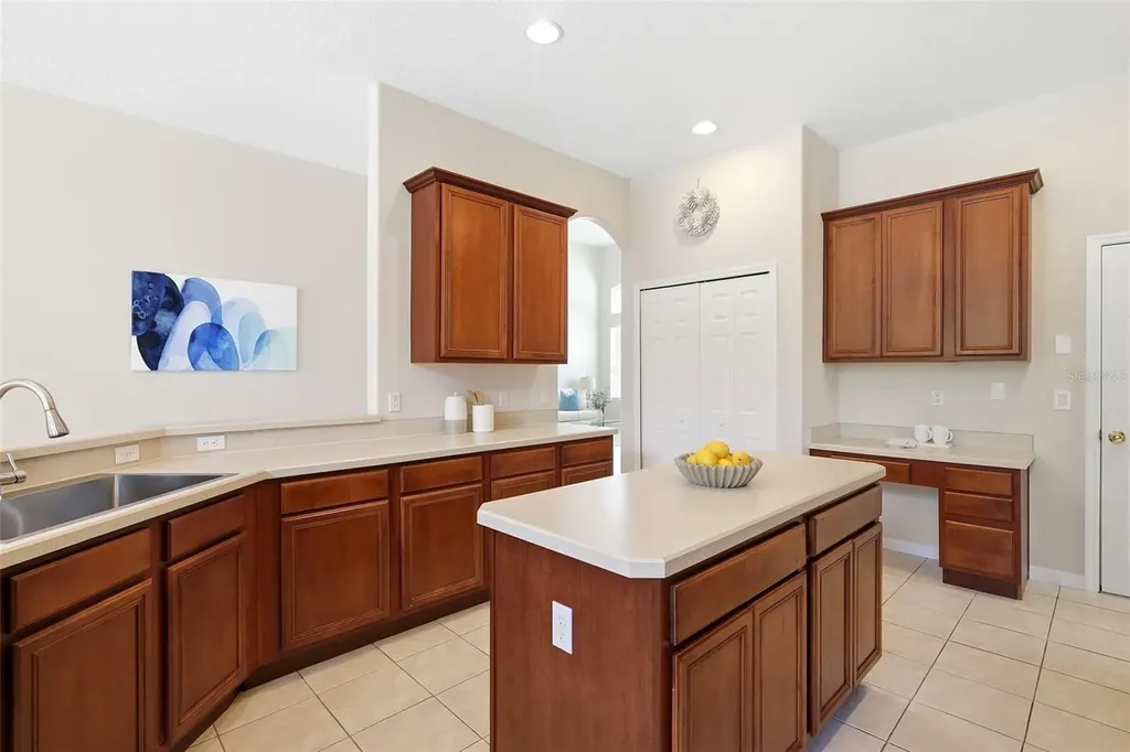 2555 Sand Arbor Circle Orlando FL 32824