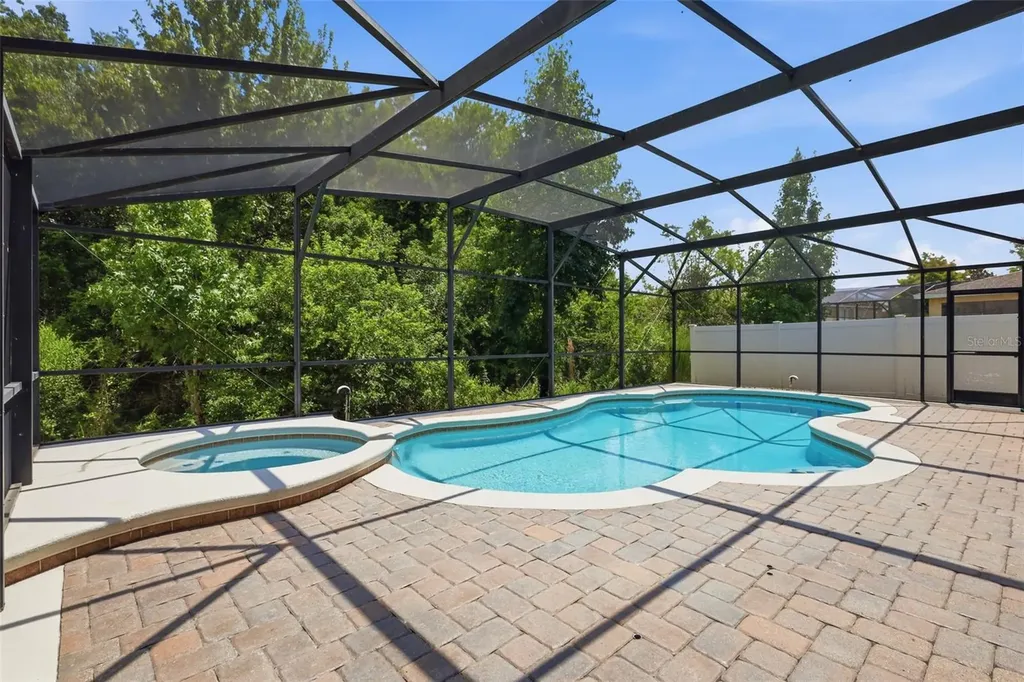 2555 Sand Arbor Circle Orlando FL 32824