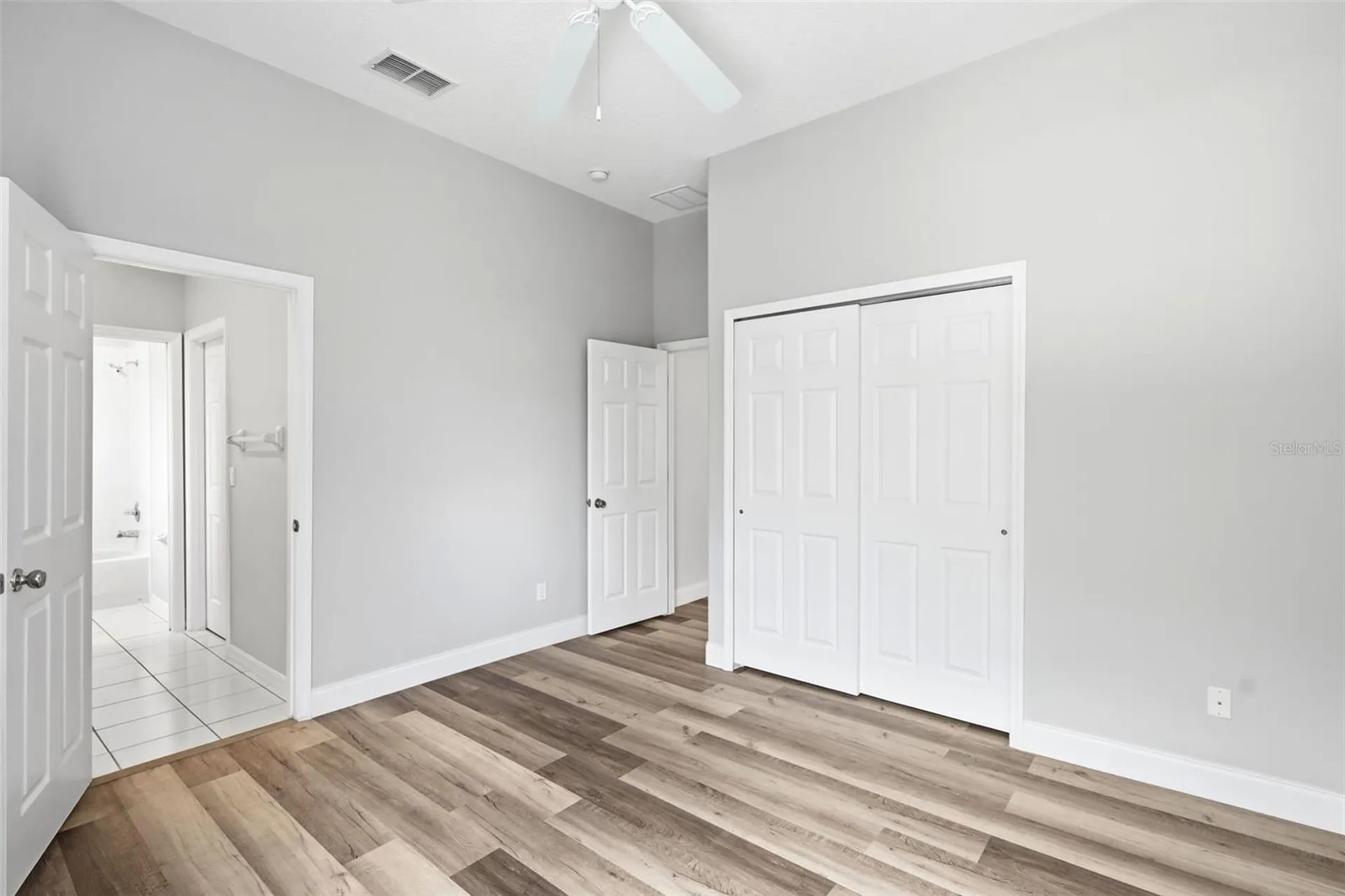 2555 Sand Arbor Circle Orlando FL 32824