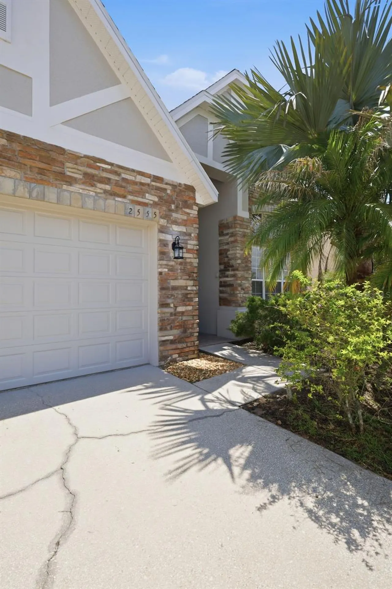 2555 Sand Arbor Circle Orlando FL 32824