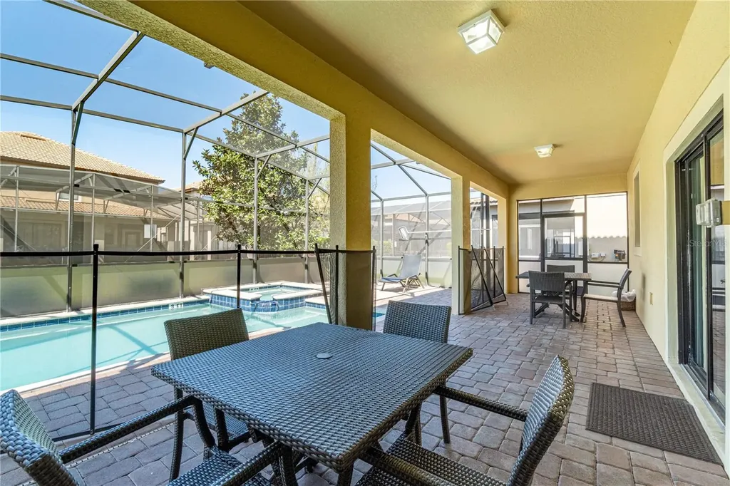 9024 Shadow Mountain Street Davenport FL 33896