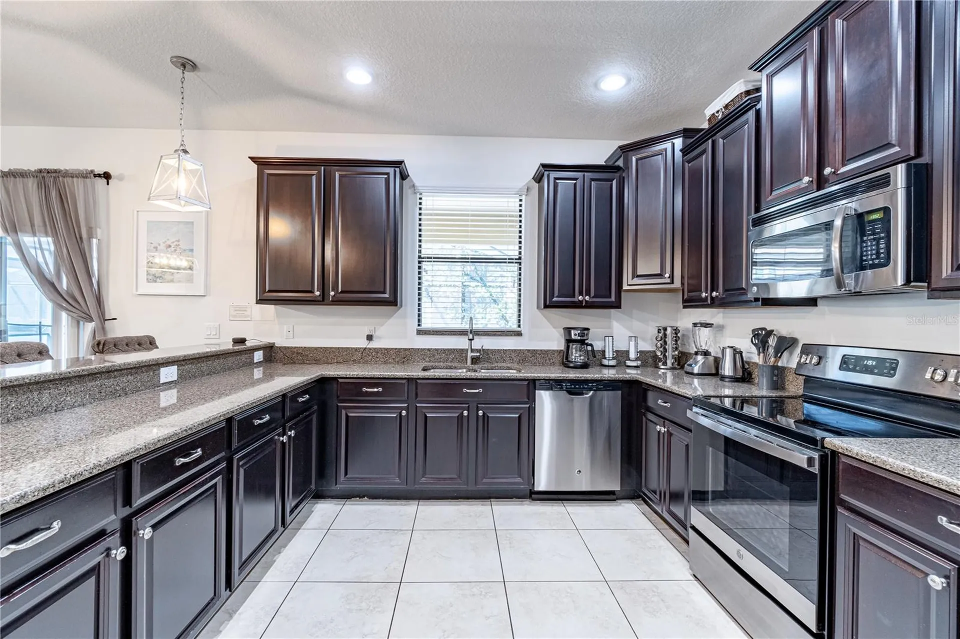 9024 Shadow Mountain Street Davenport FL 33896