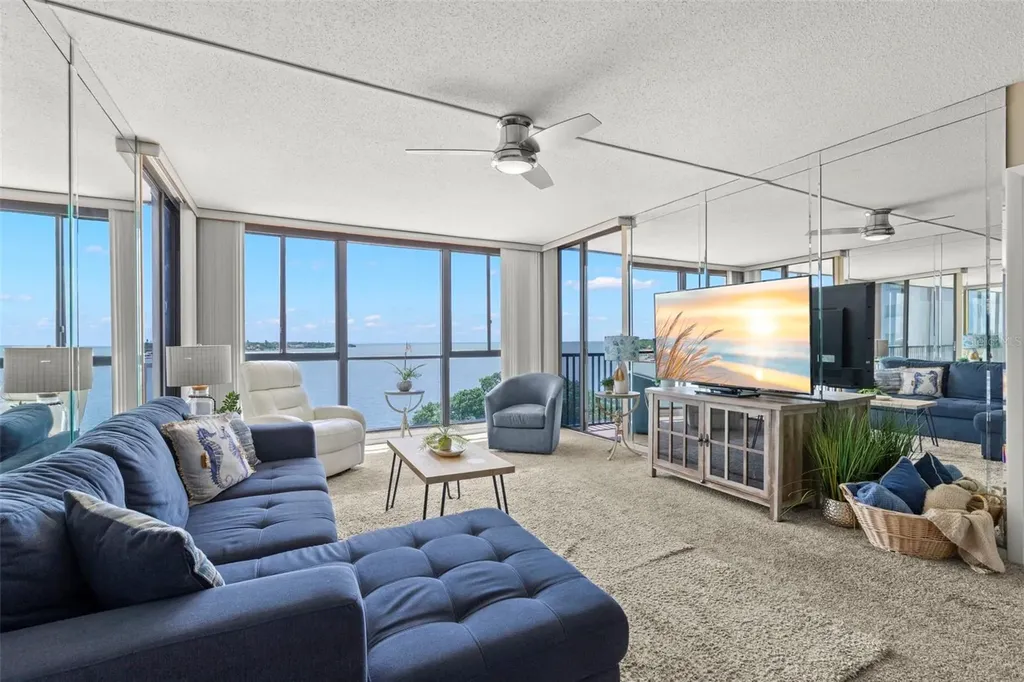 7100 Sunshine Skyway Lane S St Petersburg FL 33711