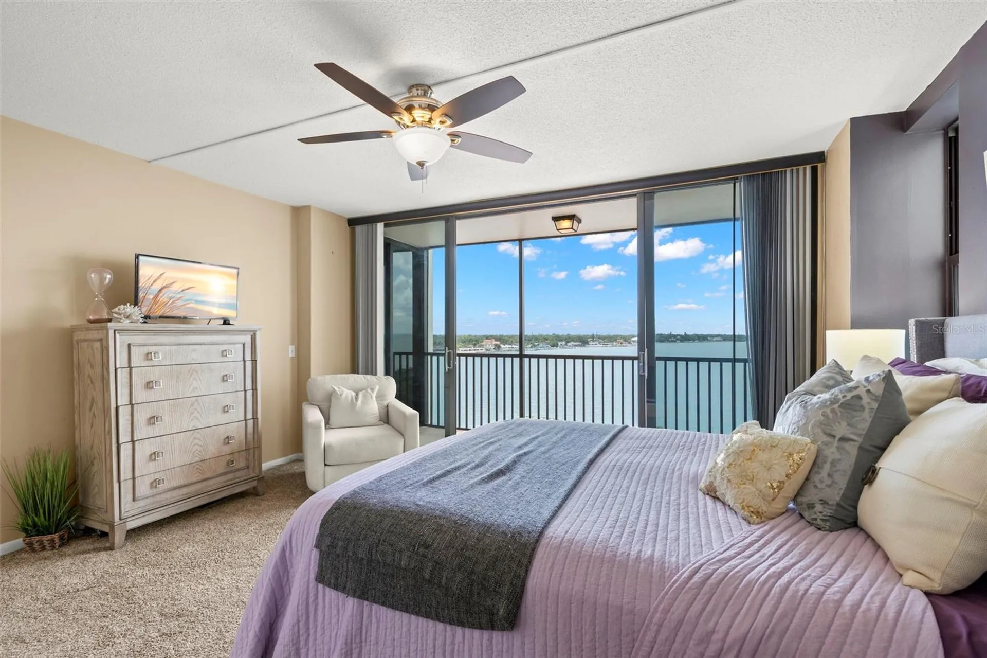 7100 Sunshine Skyway Lane S St Petersburg FL 33711