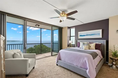 7100 Sunshine Skyway Lane S St Petersburg FL 33711