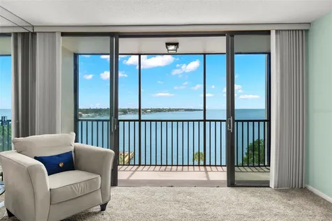 7100 Sunshine Skyway Lane S St Petersburg FL 33711