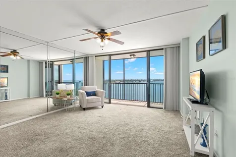 7100 Sunshine Skyway Lane S St Petersburg FL 33711