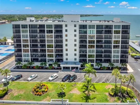 7100 Sunshine Skyway Lane S St Petersburg FL 33711