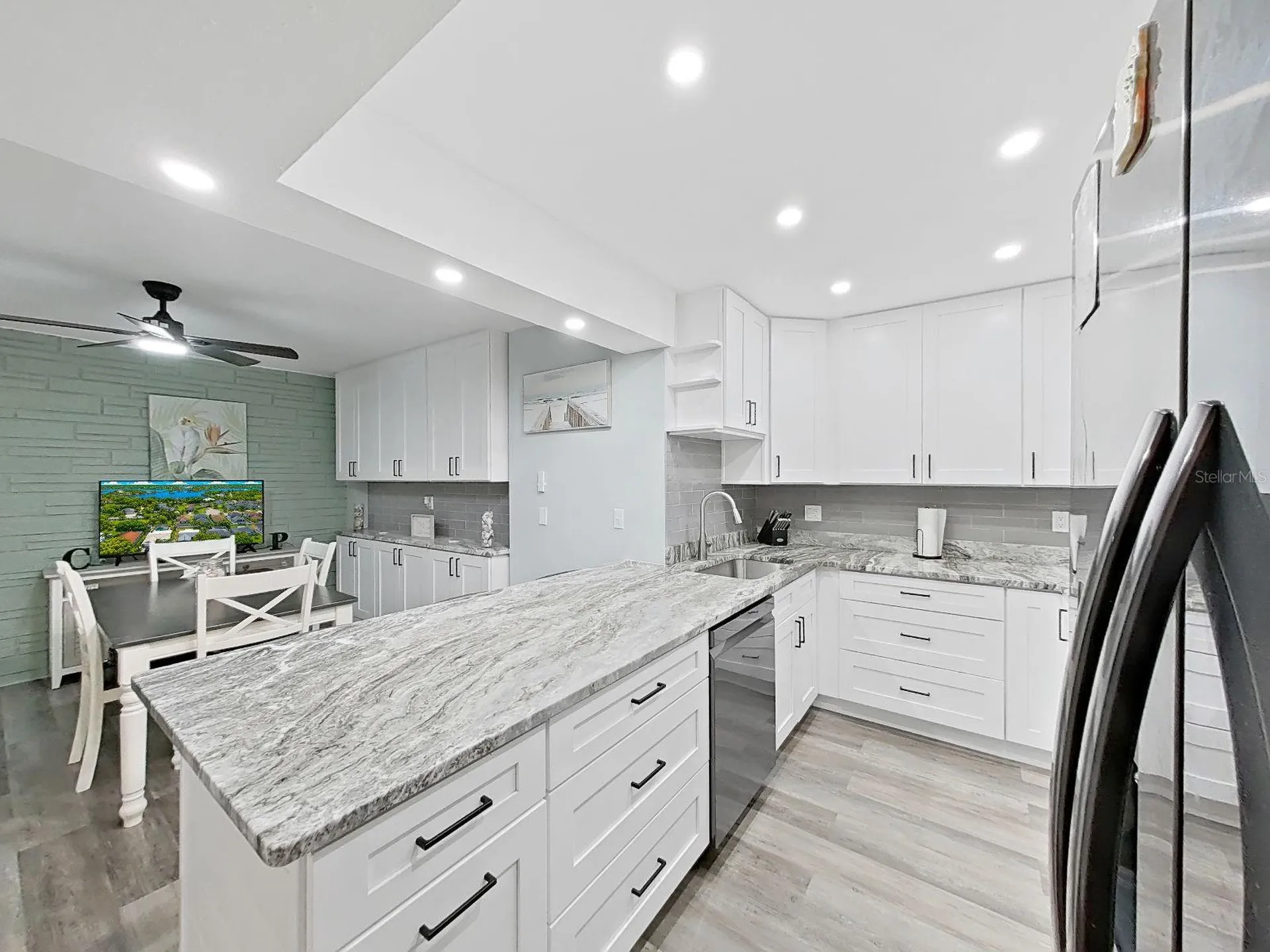 1004 Peninsula Avenue Tarpon Springs FL 34689