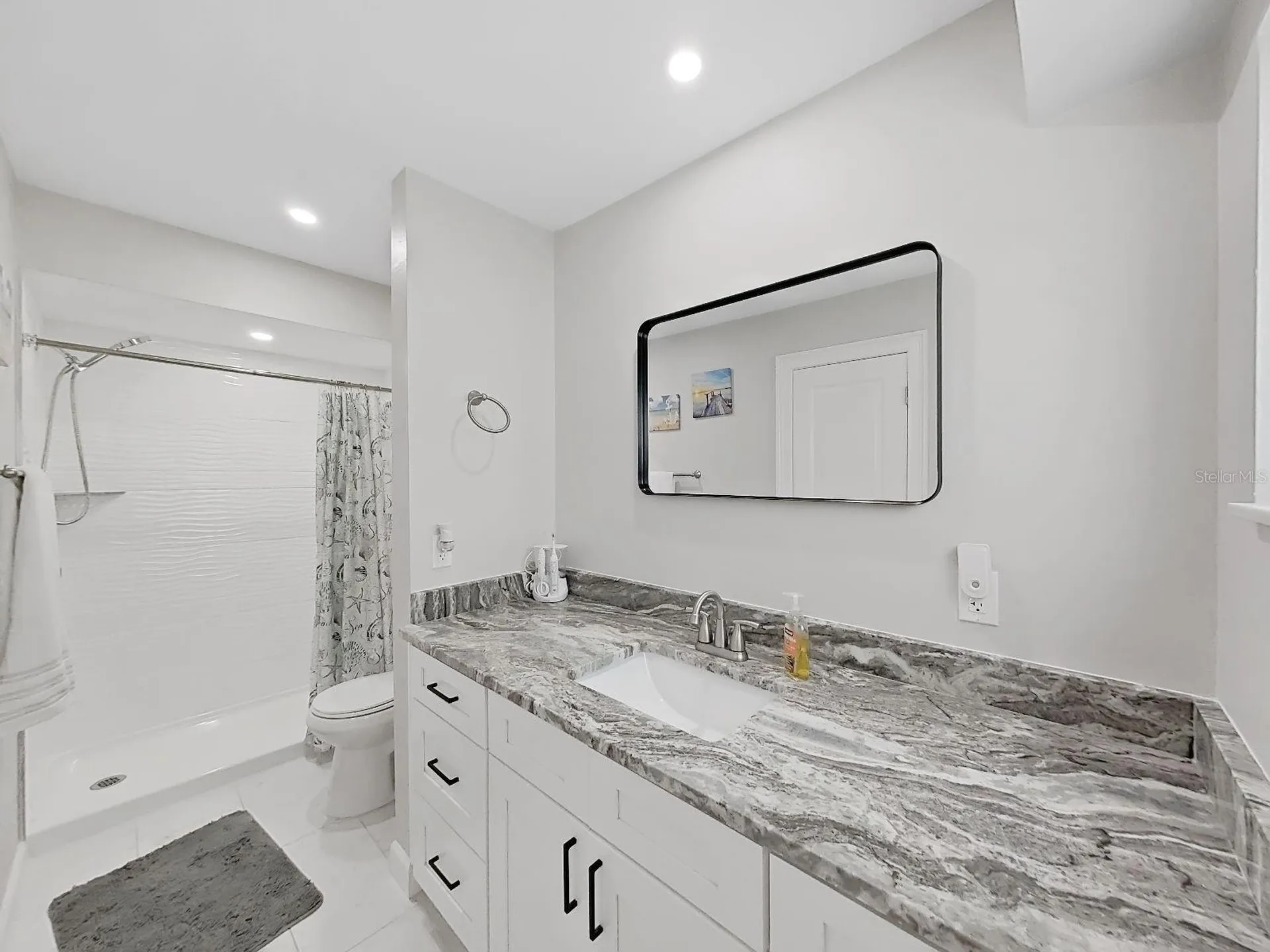 1004 Peninsula Avenue Tarpon Springs FL 34689