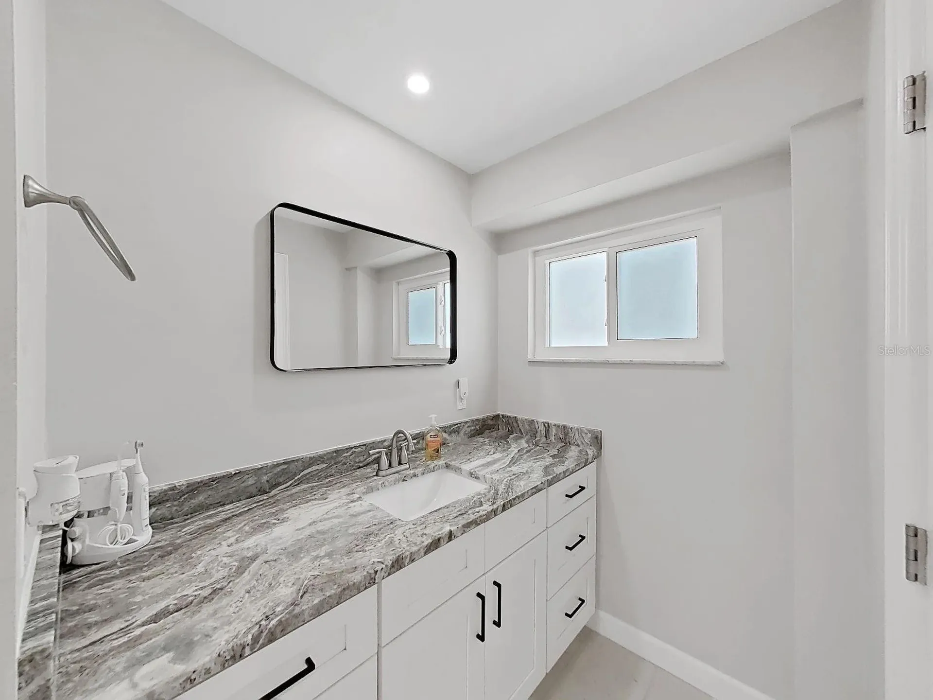 1004 Peninsula Avenue Tarpon Springs FL 34689