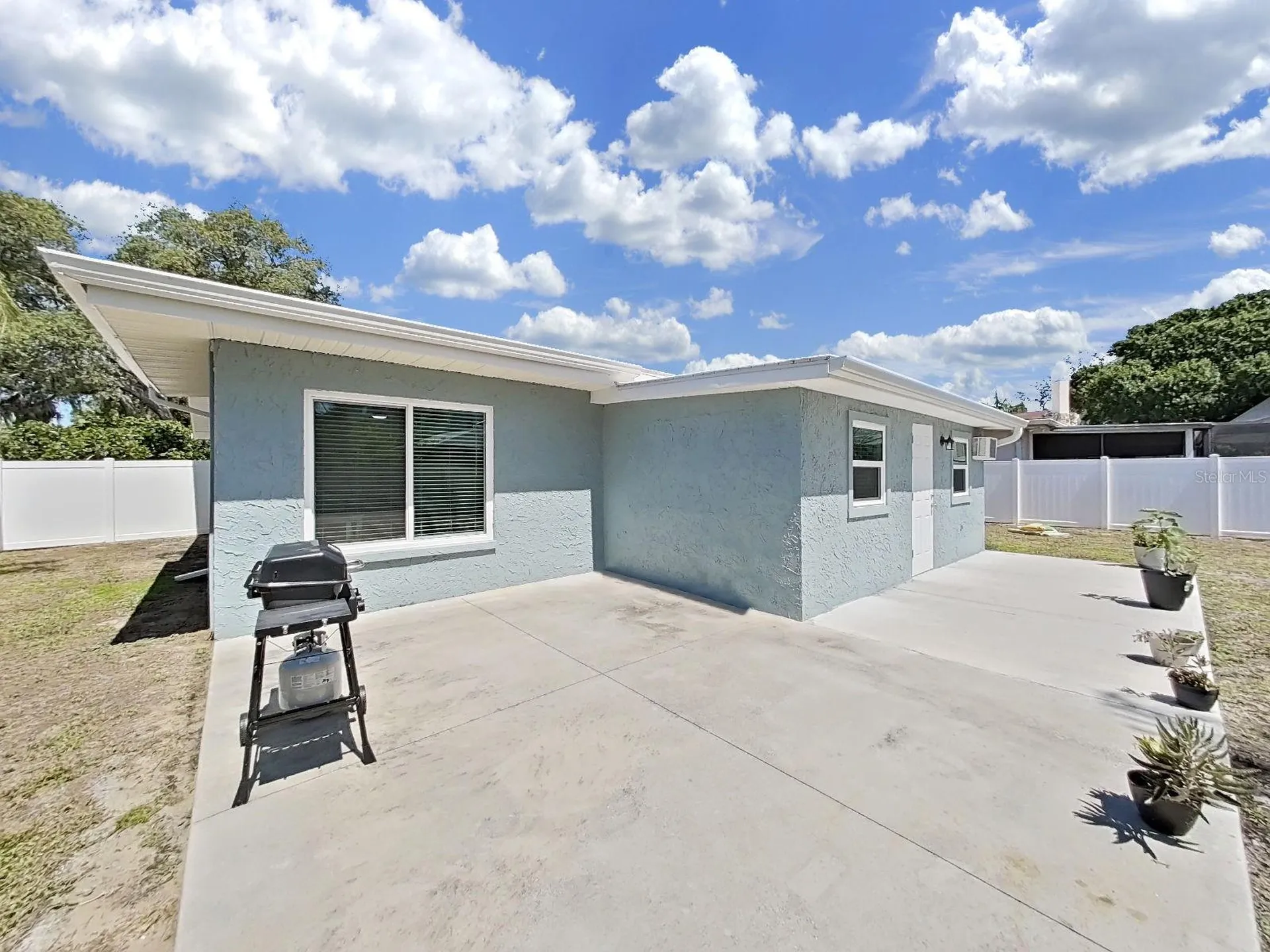 1004 Peninsula Avenue Tarpon Springs FL 34689
