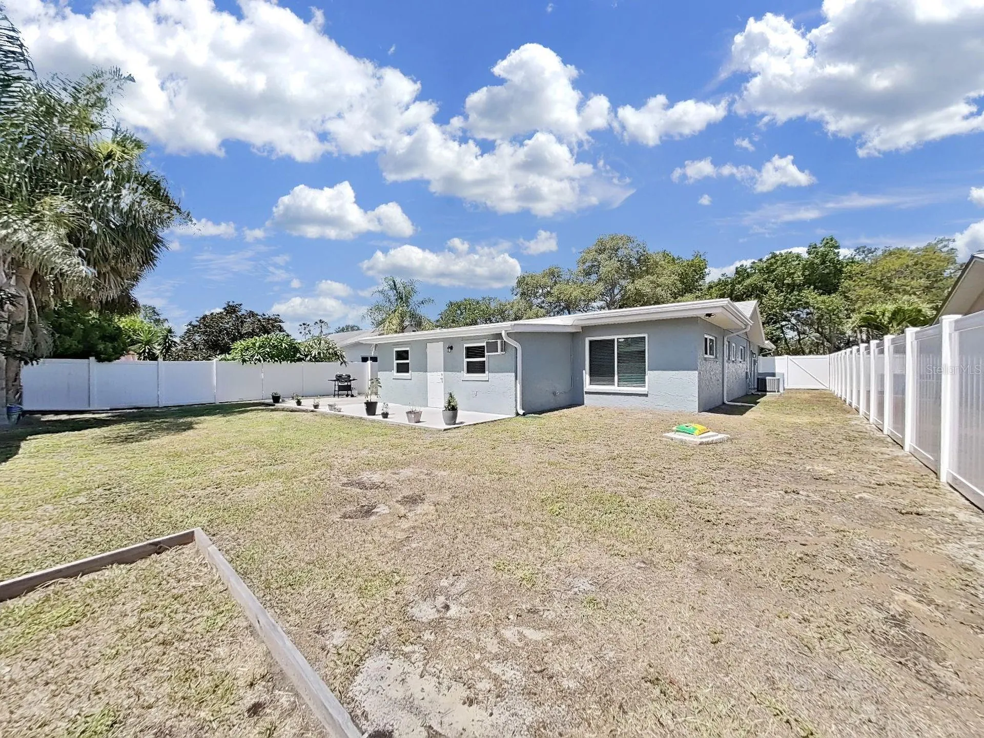1004 Peninsula Avenue Tarpon Springs FL 34689