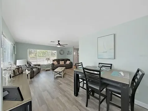 1004 Peninsula Avenue Tarpon Springs FL 34689