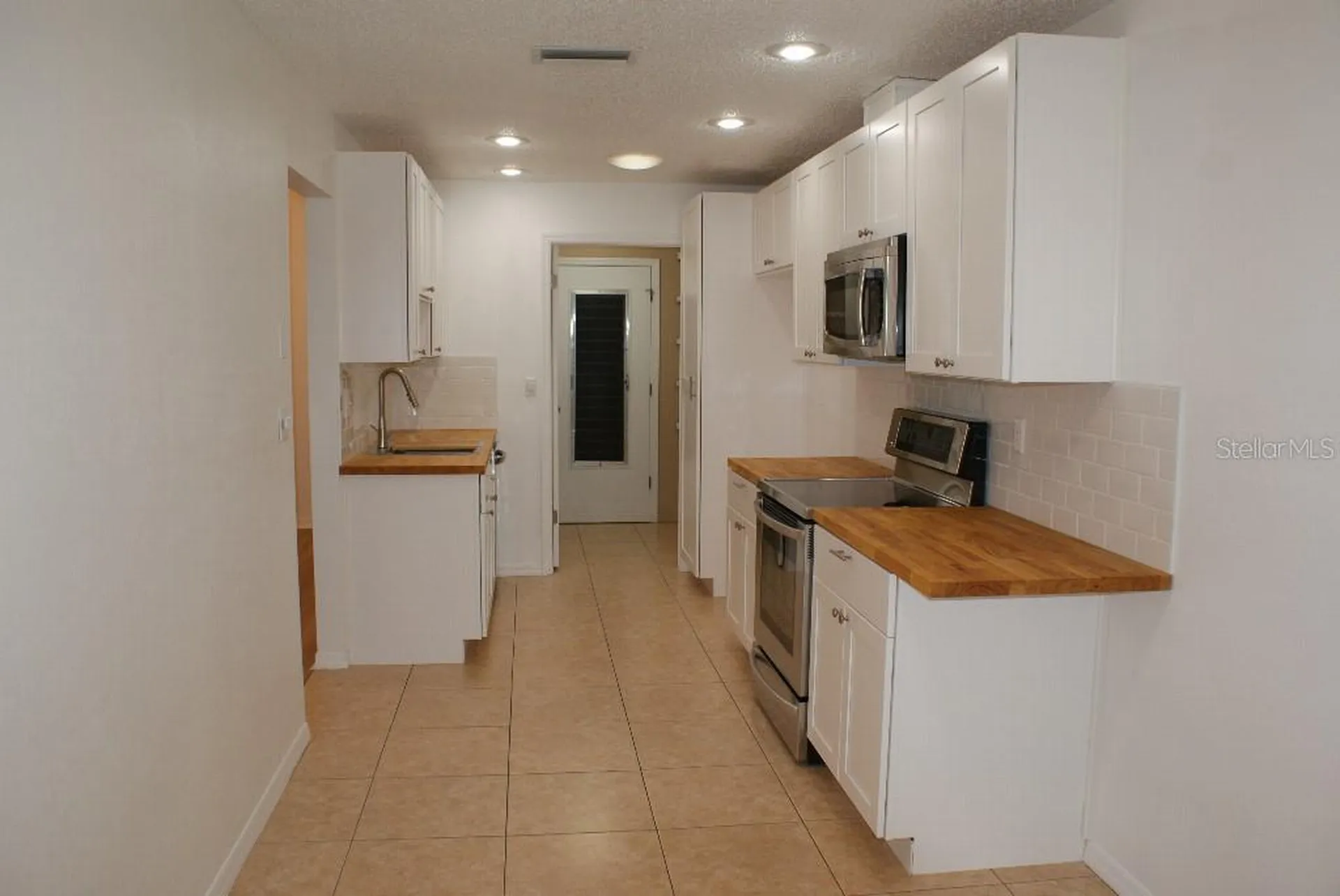 7445 Crestwood Drive Weeki Wachee FL 34613