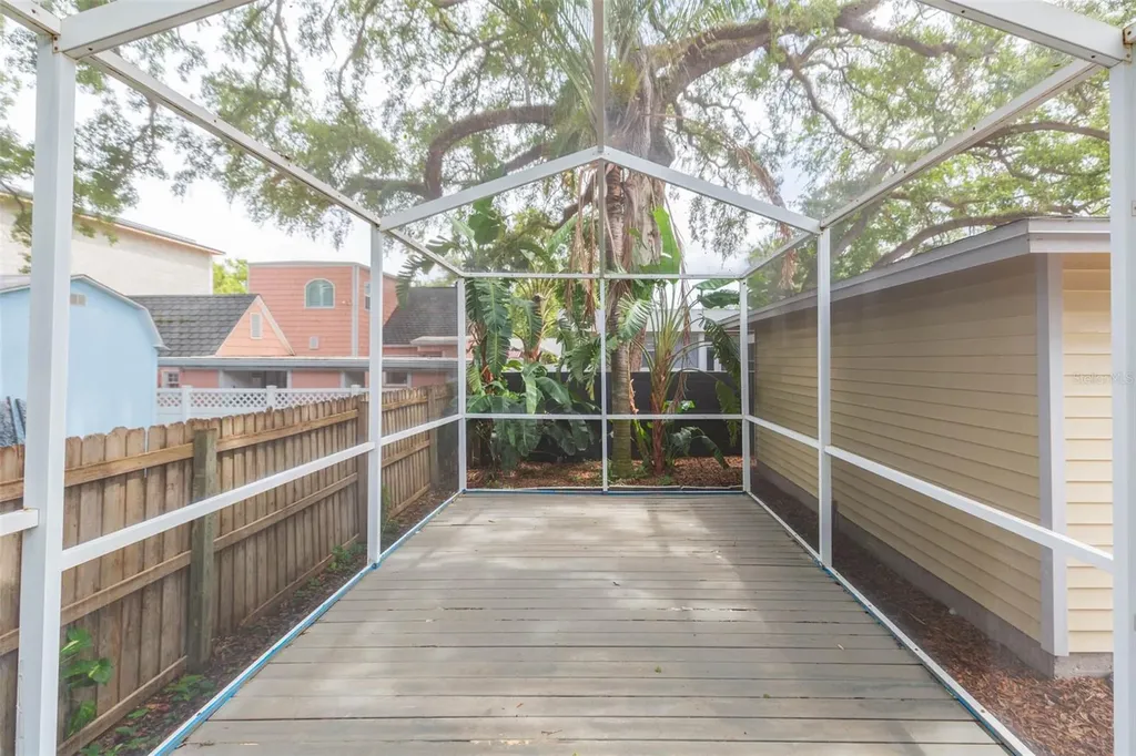 4210 W Roland Street Tampa FL 33609