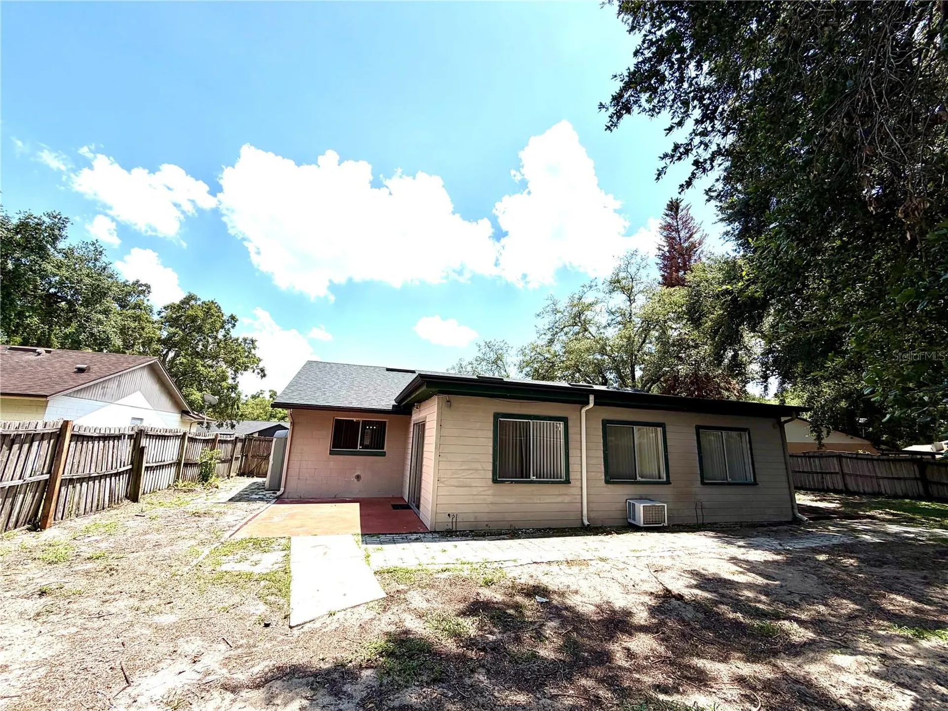 3349 Sassafras Court Orlando FL 32810