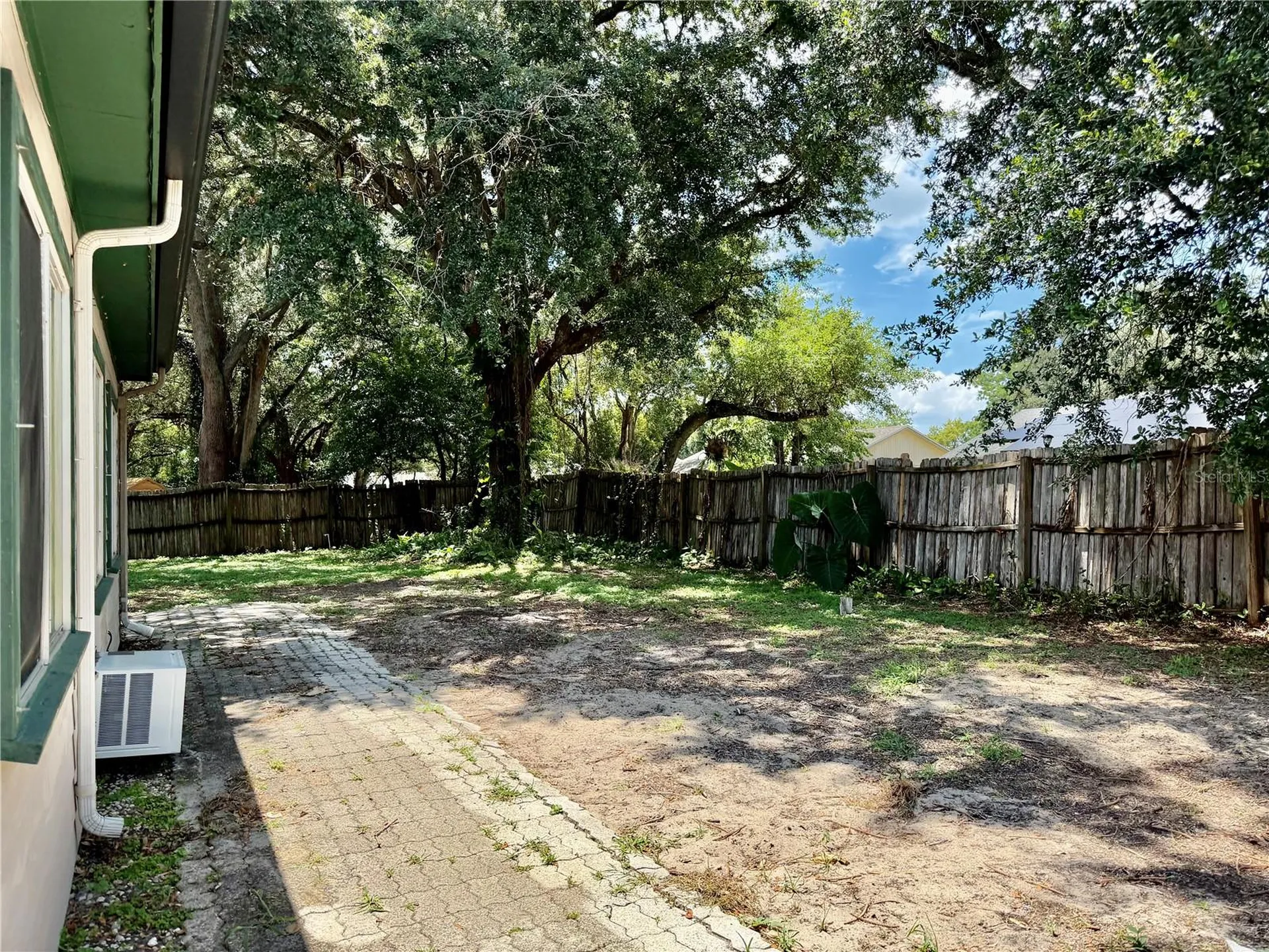 3349 Sassafras Court Orlando FL 32810