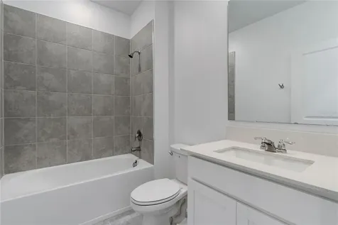 264 Nine Iron Drive Davenport FL 33896