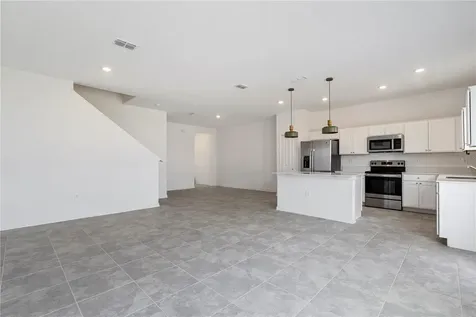 264 Nine Iron Drive Davenport FL 33896