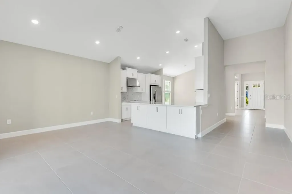 10 Geosam Drive Palm Coast FL 32137