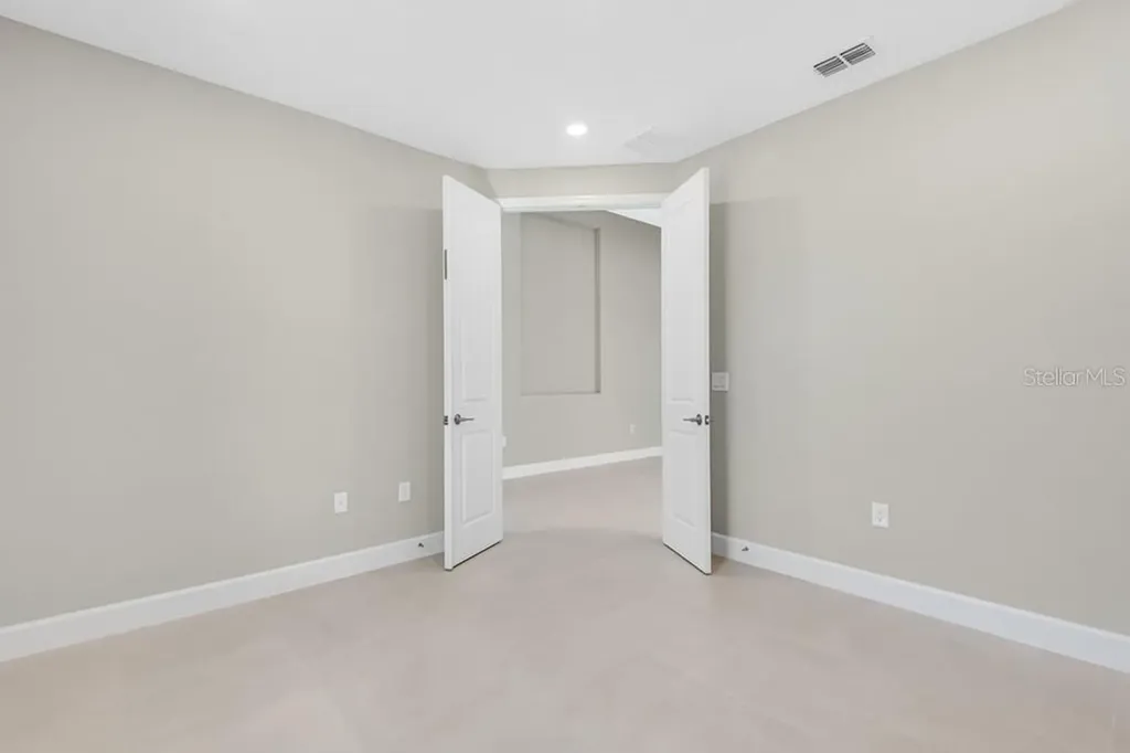 10 Geosam Drive Palm Coast FL 32137