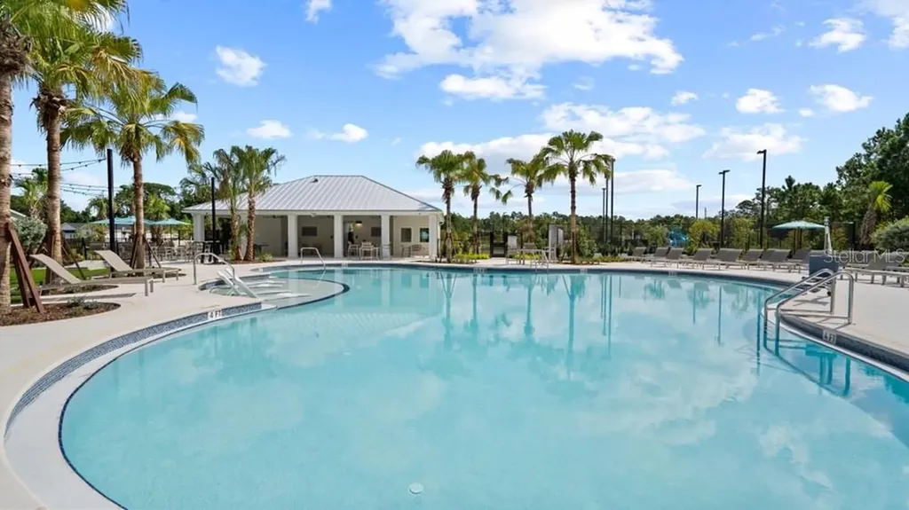 10 Geosam Drive Palm Coast FL 32137