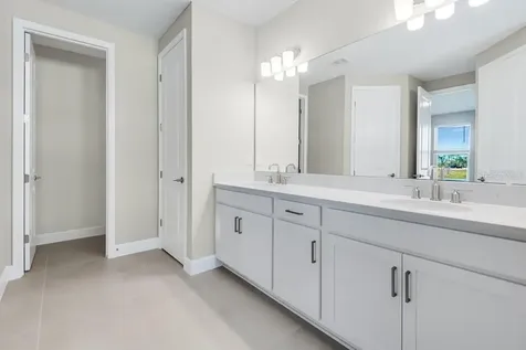 10 Geosam Drive Palm Coast FL 32137