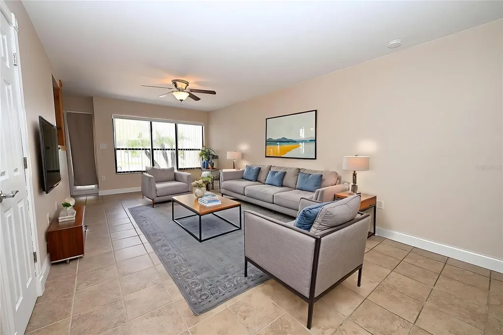 349 E Market Square Lakeland FL 33813