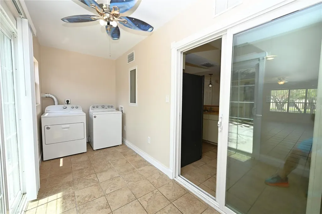349 E Market Square Lakeland FL 33813