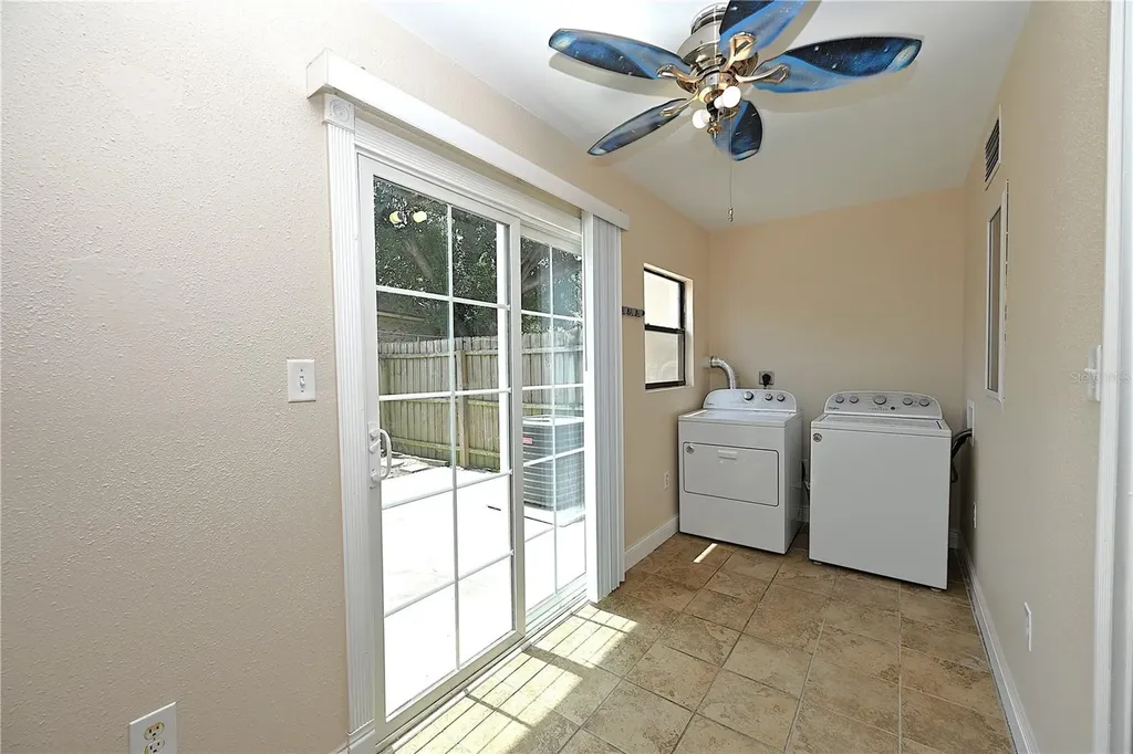 349 E Market Square Lakeland FL 33813