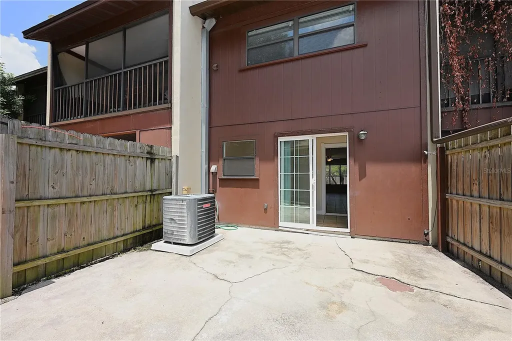 349 E Market Square Lakeland FL 33813