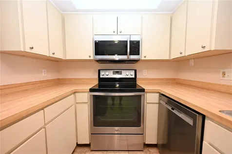 349 E Market Square Lakeland FL 33813