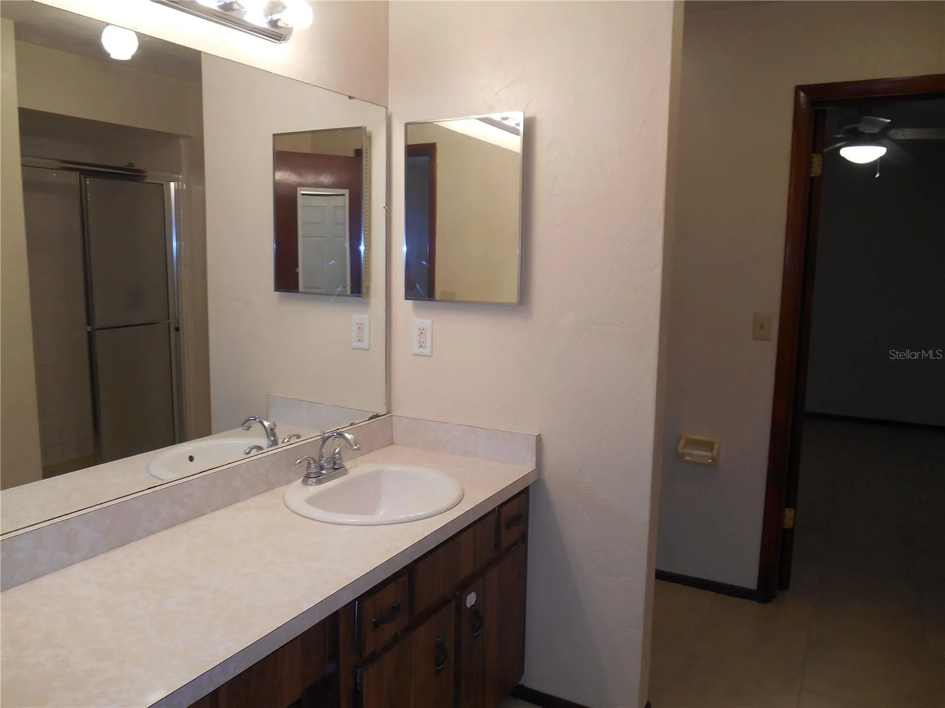1564 S Montgomery Street Deland FL 32720