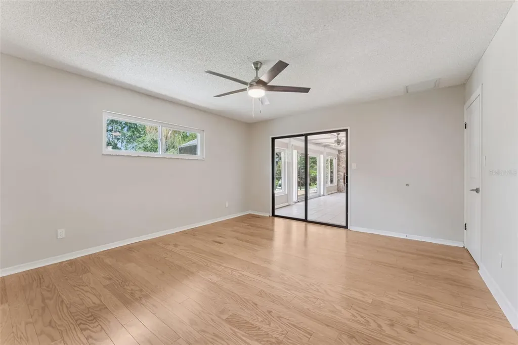 4334 N Landmark Drive Orlando FL 32817