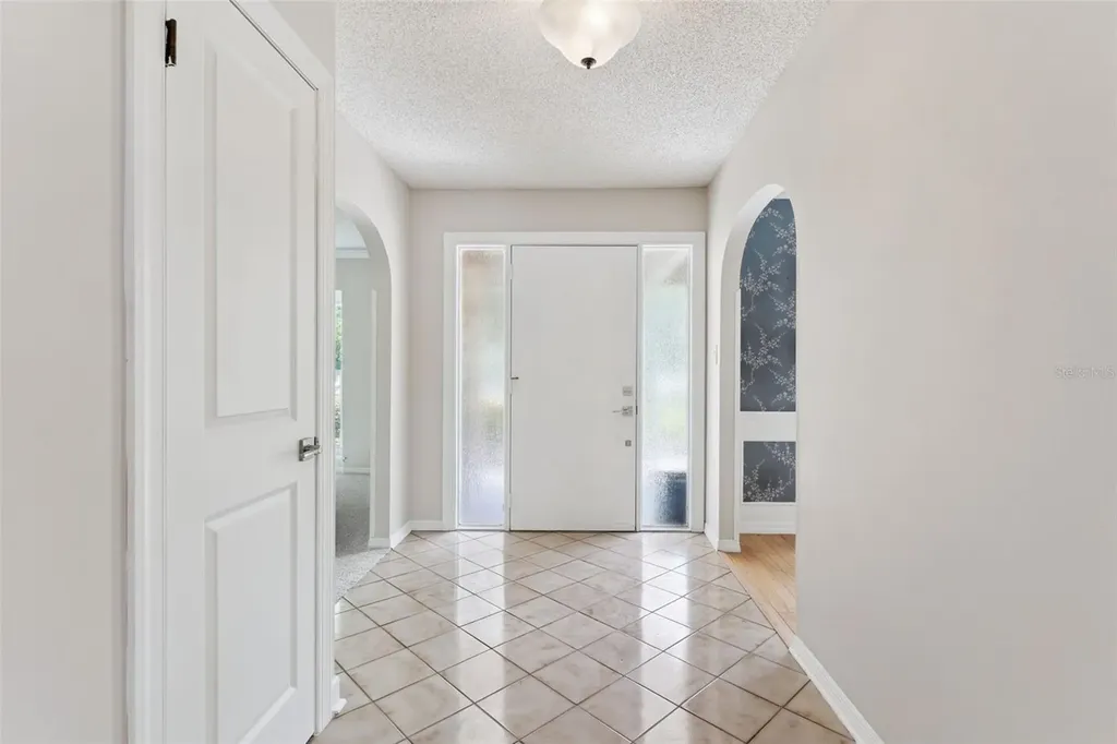 4334 N Landmark Drive Orlando FL 32817
