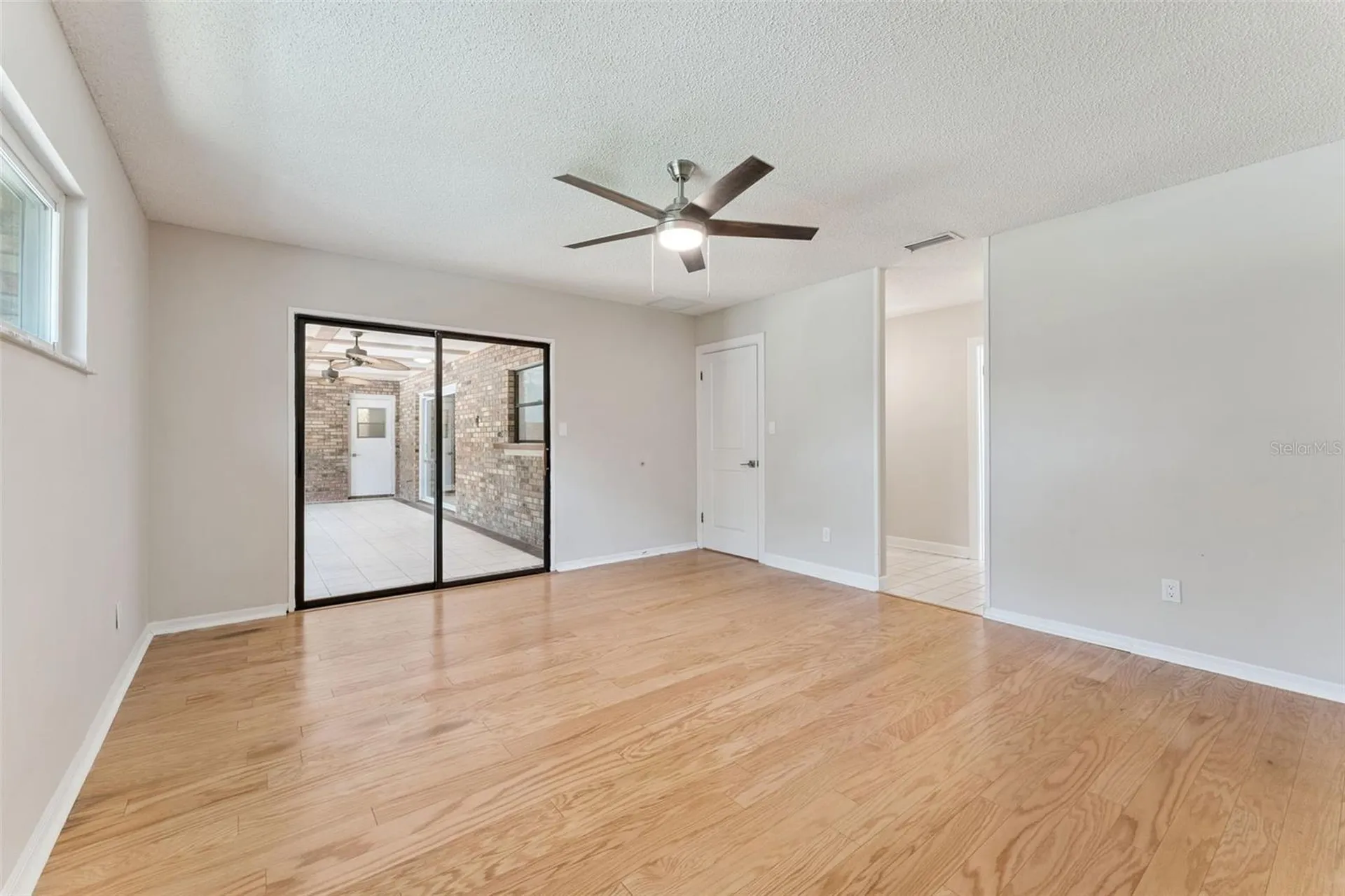 4334 N Landmark Drive Orlando FL 32817