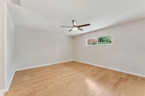 4334 N Landmark Drive Orlando FL 32817