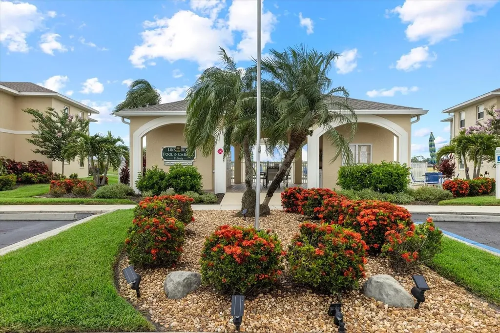 5800 Sabal Trace Drive North Port FL 34287