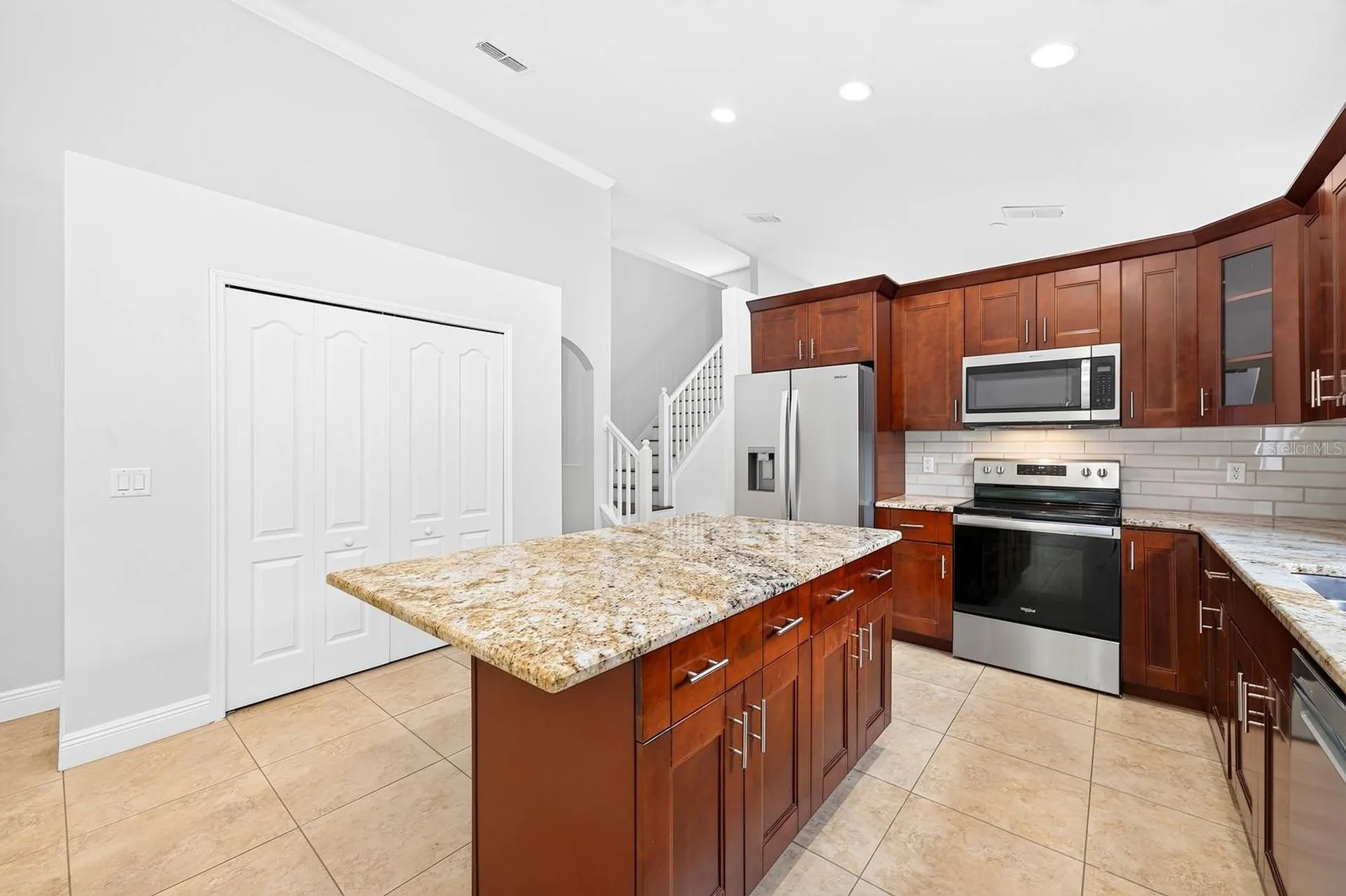 403 Carey Way Orlando FL 32825
