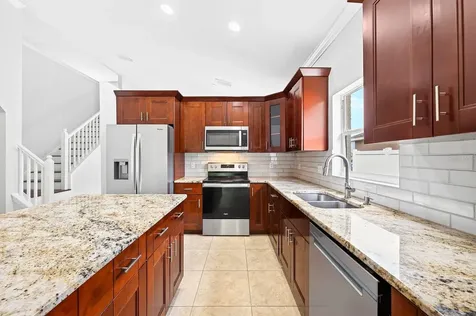 403 Carey Way Orlando FL 32825
