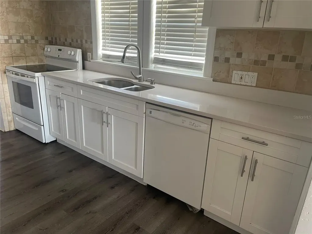 3101 W Dewey Street Tampa FL 33607