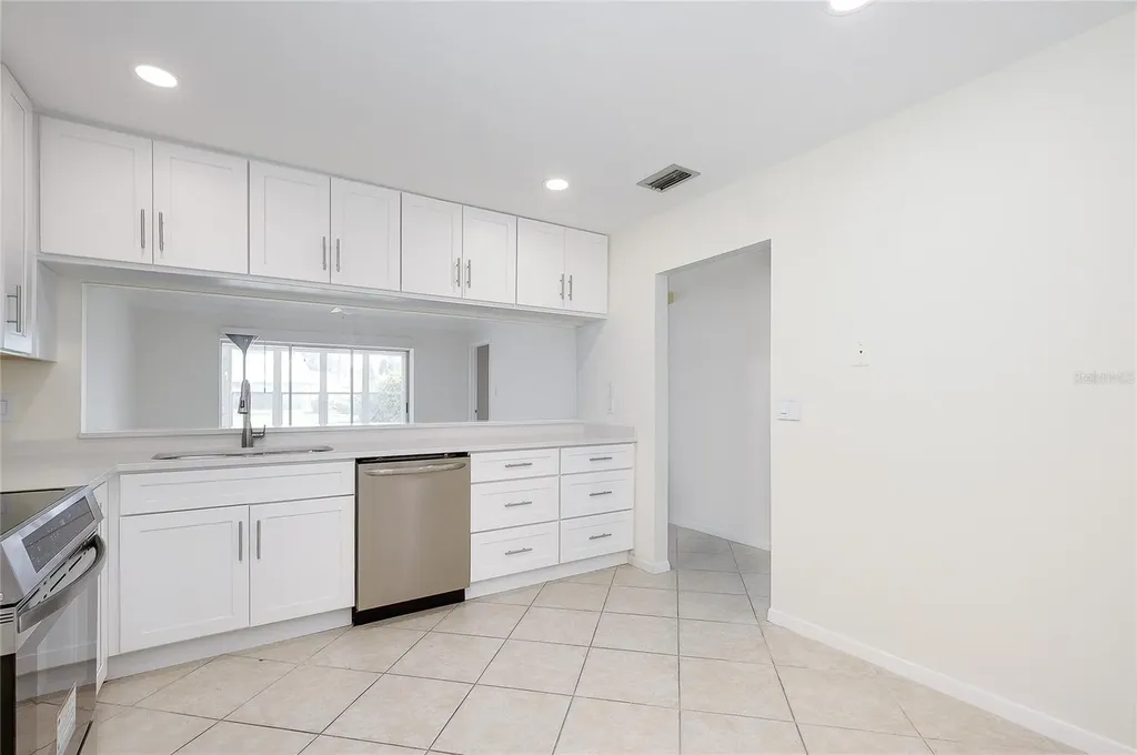 5617 Evergreen Drive Sarasota FL 34233