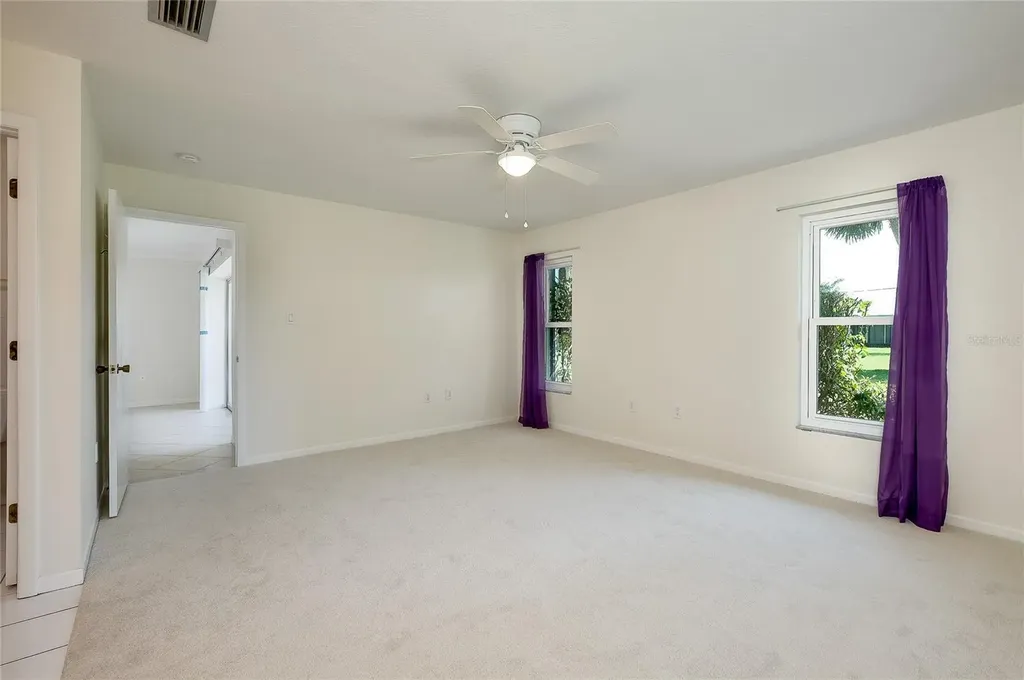 5617 Evergreen Drive Sarasota FL 34233