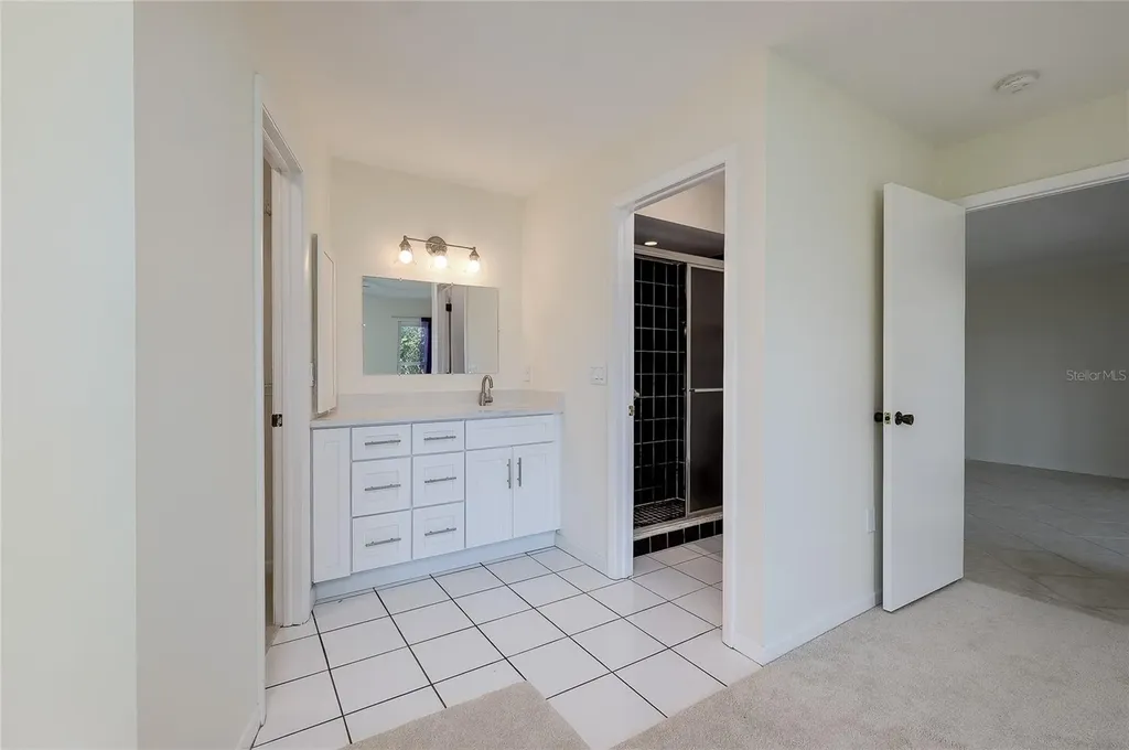 5617 Evergreen Drive Sarasota FL 34233