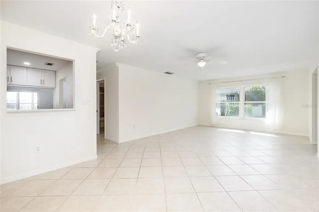 5617 Evergreen Drive Sarasota FL 34233
