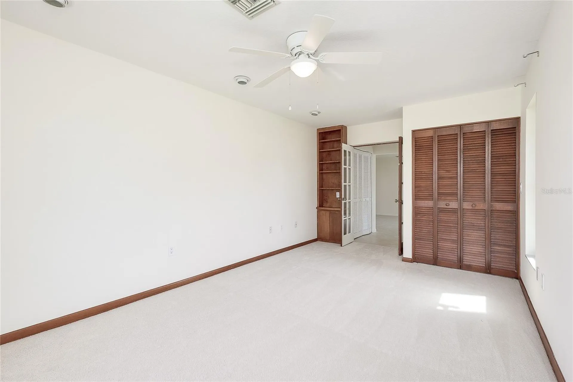 5617 Evergreen Drive Sarasota FL 34233
