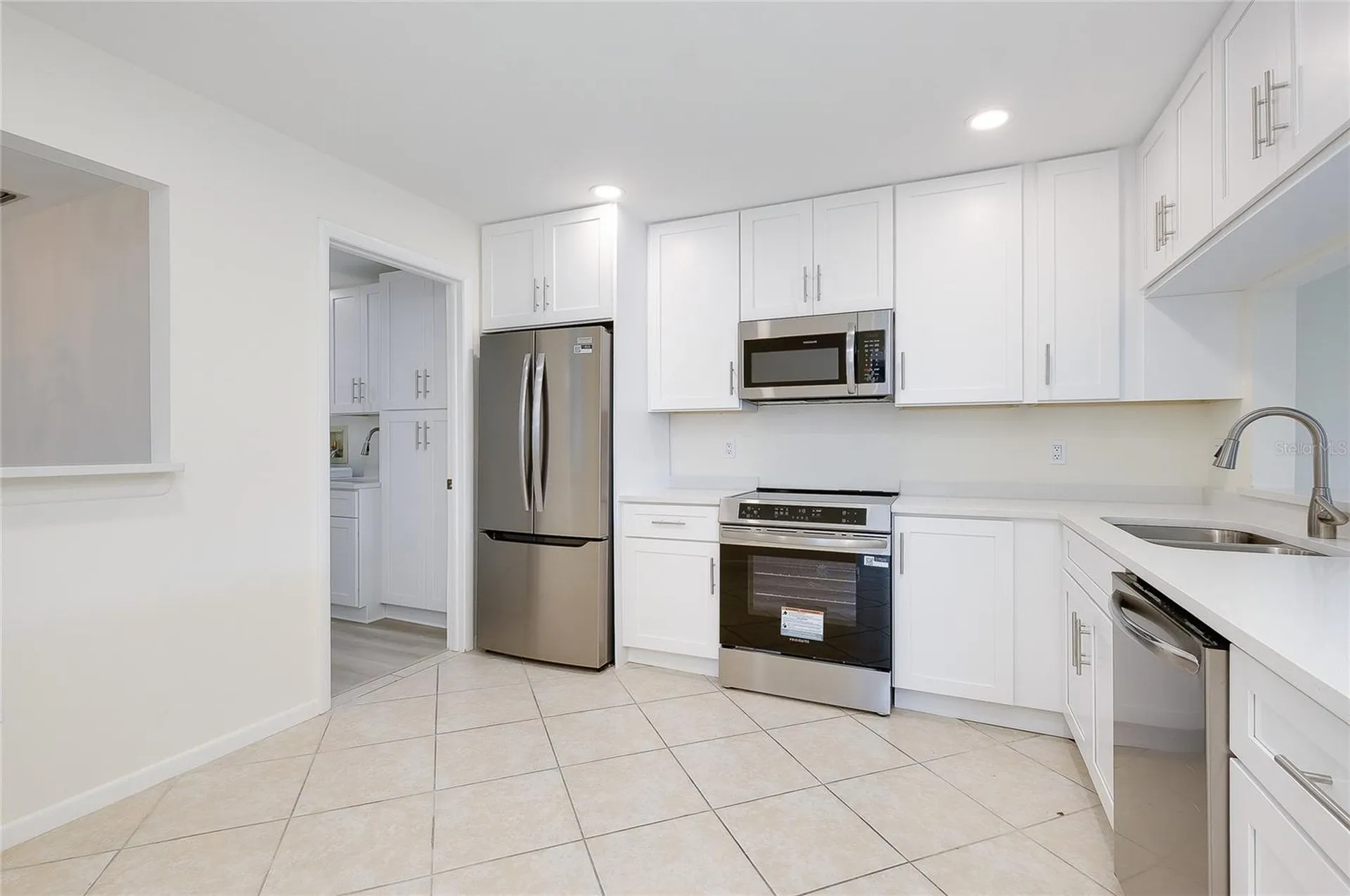 5617 Evergreen Drive Sarasota FL 34233