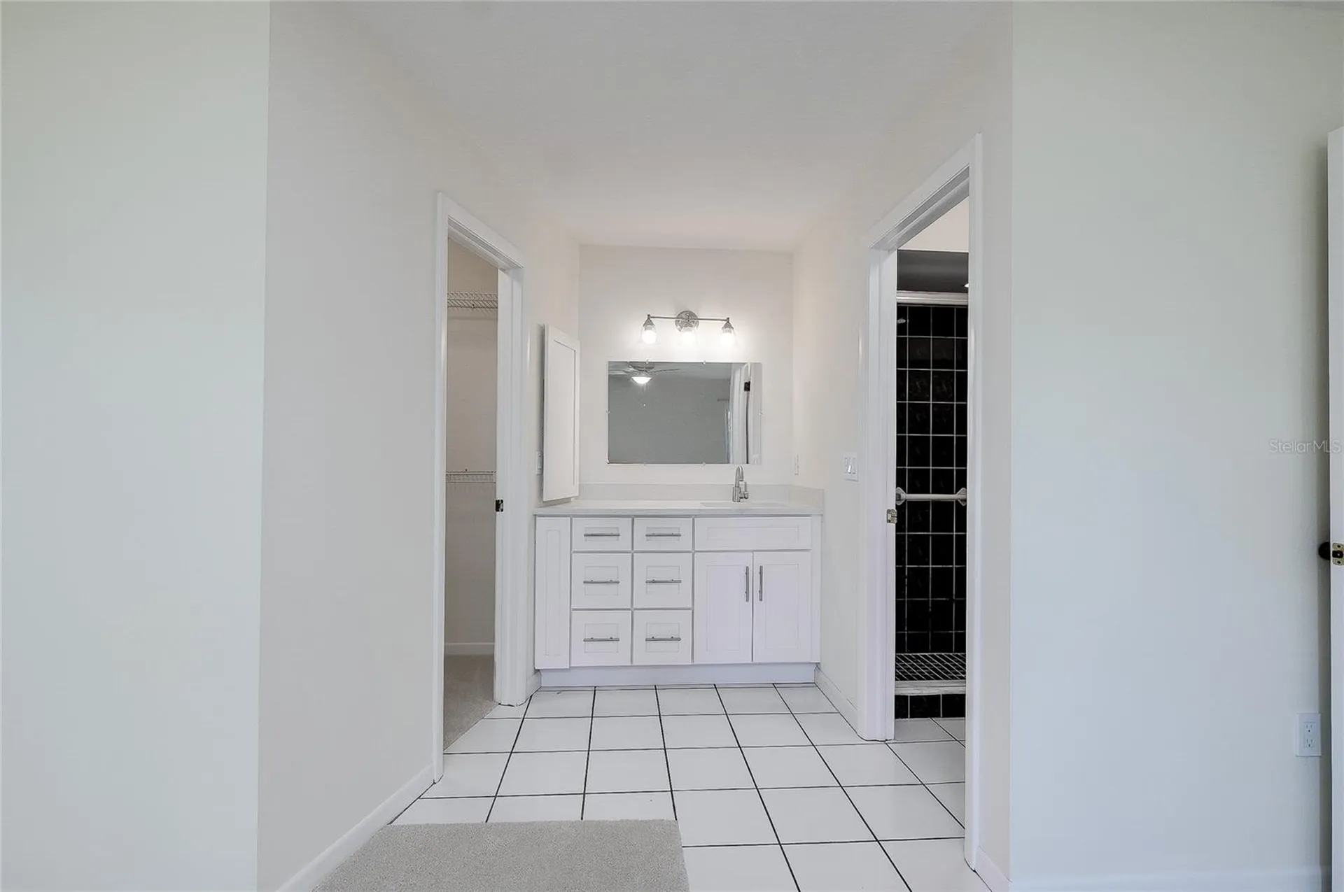 5617 Evergreen Drive Sarasota FL 34233